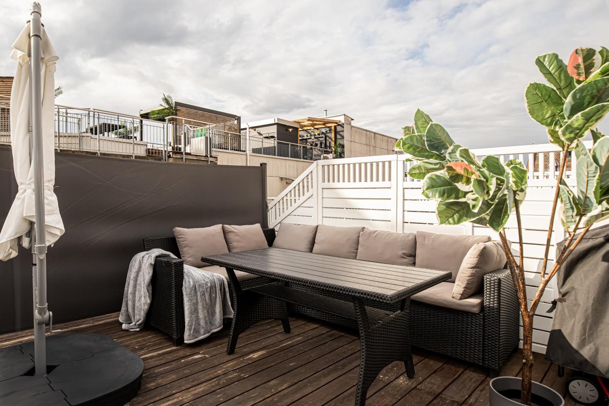 Ultracentral Duplex With Private Rooftop Terrace Oslo Exterior photo