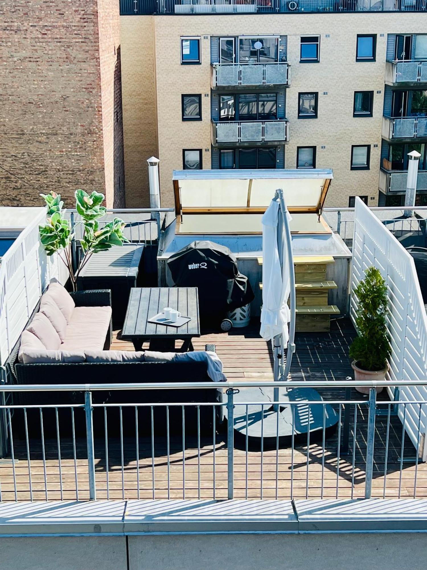 Ultracentral Duplex With Private Rooftop Terrace Oslo Exterior photo